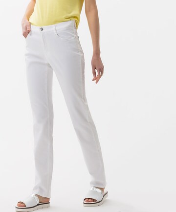 BRAX Regular Chino Pants 'Carola' in White: front
