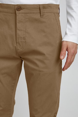 !Solid Regular Chino Pants 'Jim' in Brown