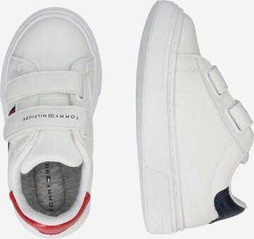 TOMMY HILFIGER Trampki w kolorze biały