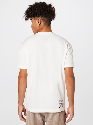 DRYKORN - Camiseta 'DRYKORN x ABOUT YOU THILO_CONSCIOUS' en beige