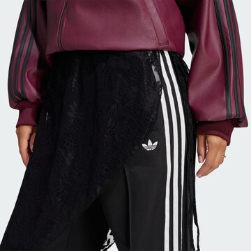 ADIDAS ORIGINALS Loosefit Broek 'FIREBIRD' in Zwart