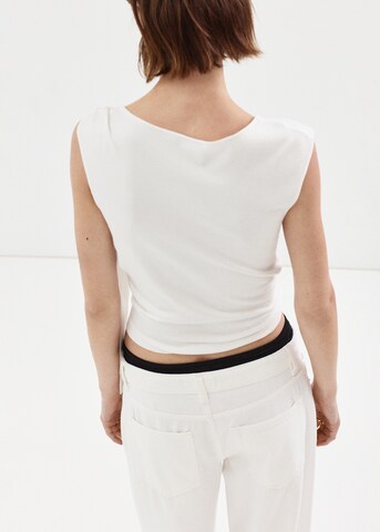 Top in maglia 'COQUETTE' di MANGO in bianco
