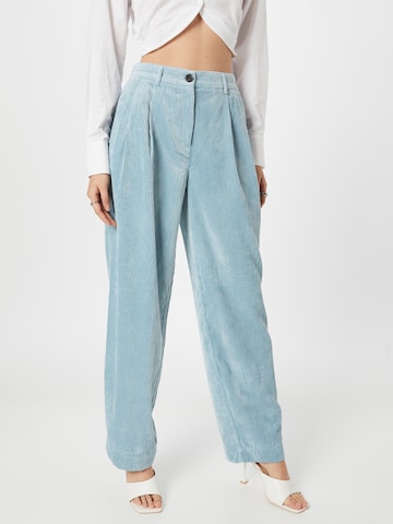 MSCH COPENHAGEN Loose fit Pleat-front trousers in Blue: front