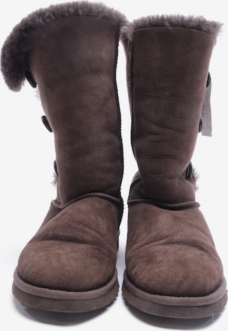 UGG Dress Boots in 35 in Brown
