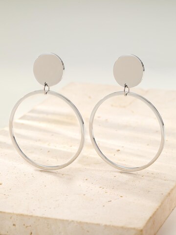 Orecchini 'Round Drop Hoop' di Hey Happiness in argento