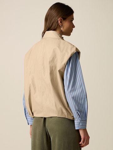 Giacca di mezza stagione di oltre in beige