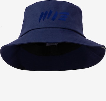 Manufaktur13 Beanie 'Bucket' in Blue: front