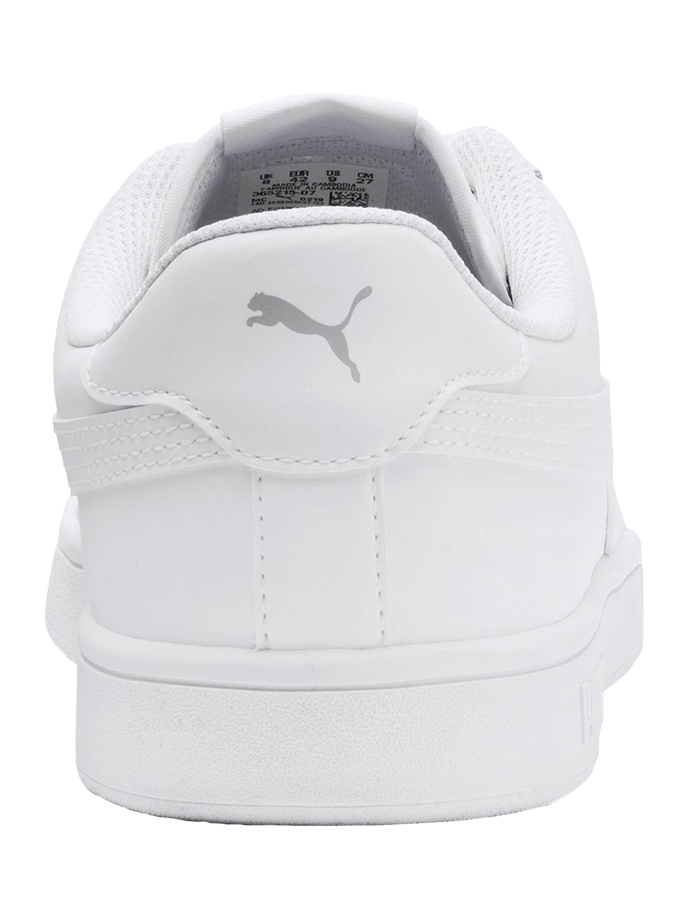 Baskets basses PUMA en blanc