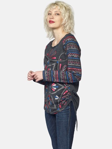 KOROSHI T-shirt i grå