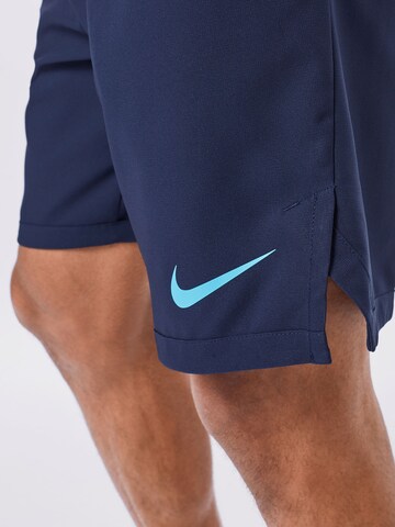 NIKE Regular Sportshorts 'Flex Vent Max 3.0' in Blau