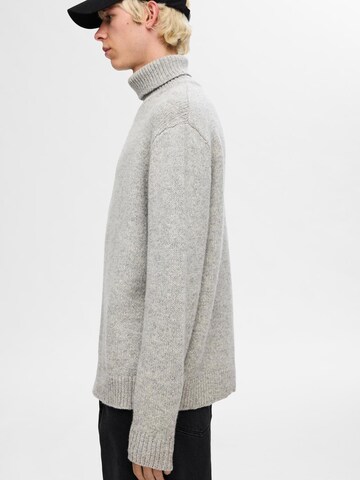 SELECTED Pullover 'Cody' in Grau