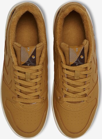 Hummel Sneakers in Brown