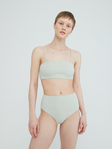EDITED Bralette Bikini top 'Caio' in Green: front