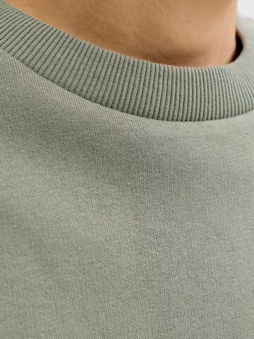 JACK & JONES Sweatshirt i grøn