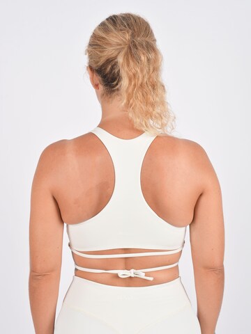 Haut de sport 'Coastal Breeze (recycelt)' Kadoo en blanc