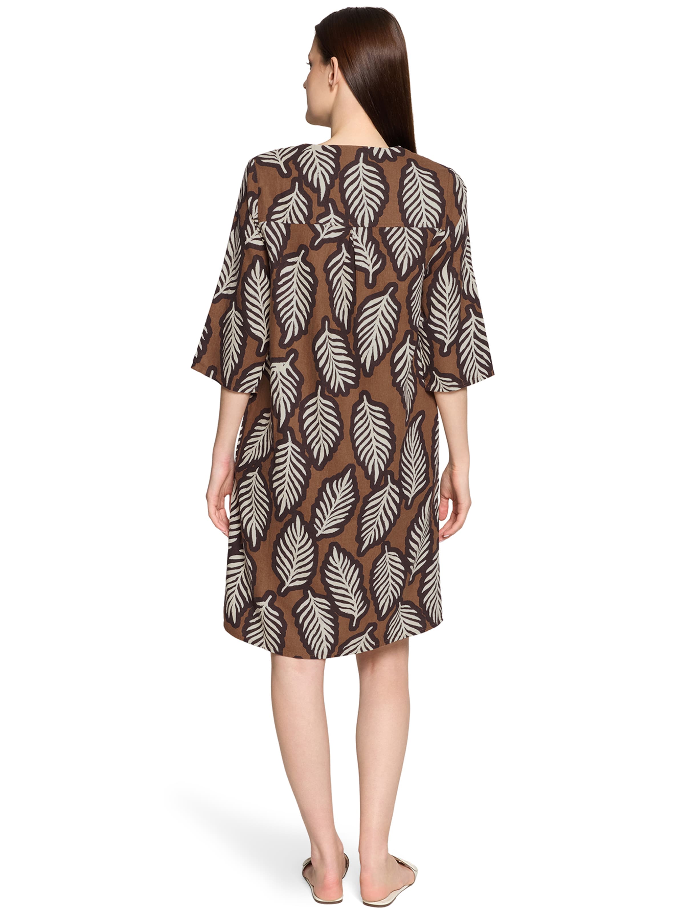 Cartoon Kleid in Braun