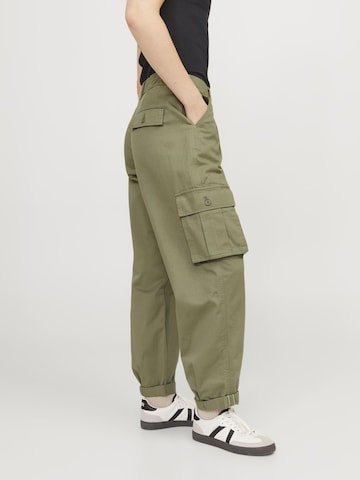 Regular Pantalon cargo 'MADDY' JJXX en vert