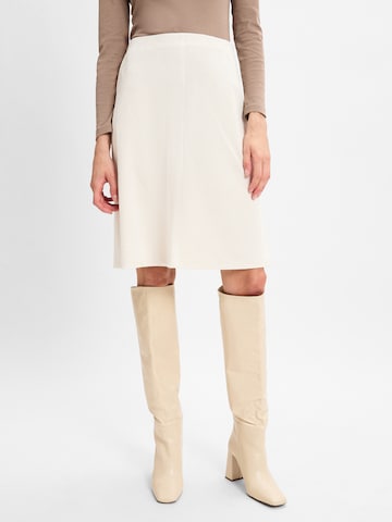Marie Lund Rok in Wit: voorkant