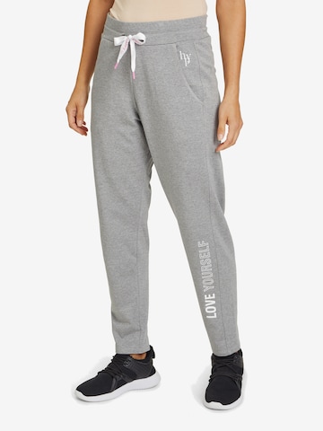 Coupe slim Pantalon Betty Barclay en gris : devant