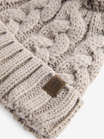 Next Beanie in Beige