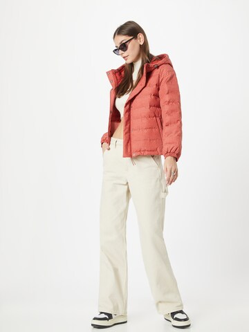 LEVI'S ® Tussenjas 'Edie' in Rood