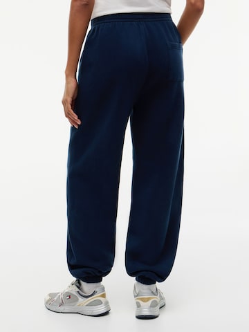Tommy Jeans Zúžený Kalhoty – modrá