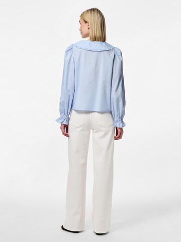 PIECES Bluse i blå