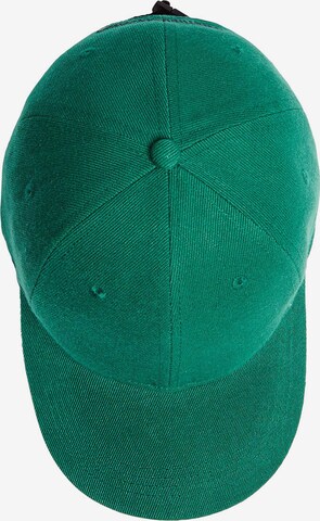 Bershka Cap in Green