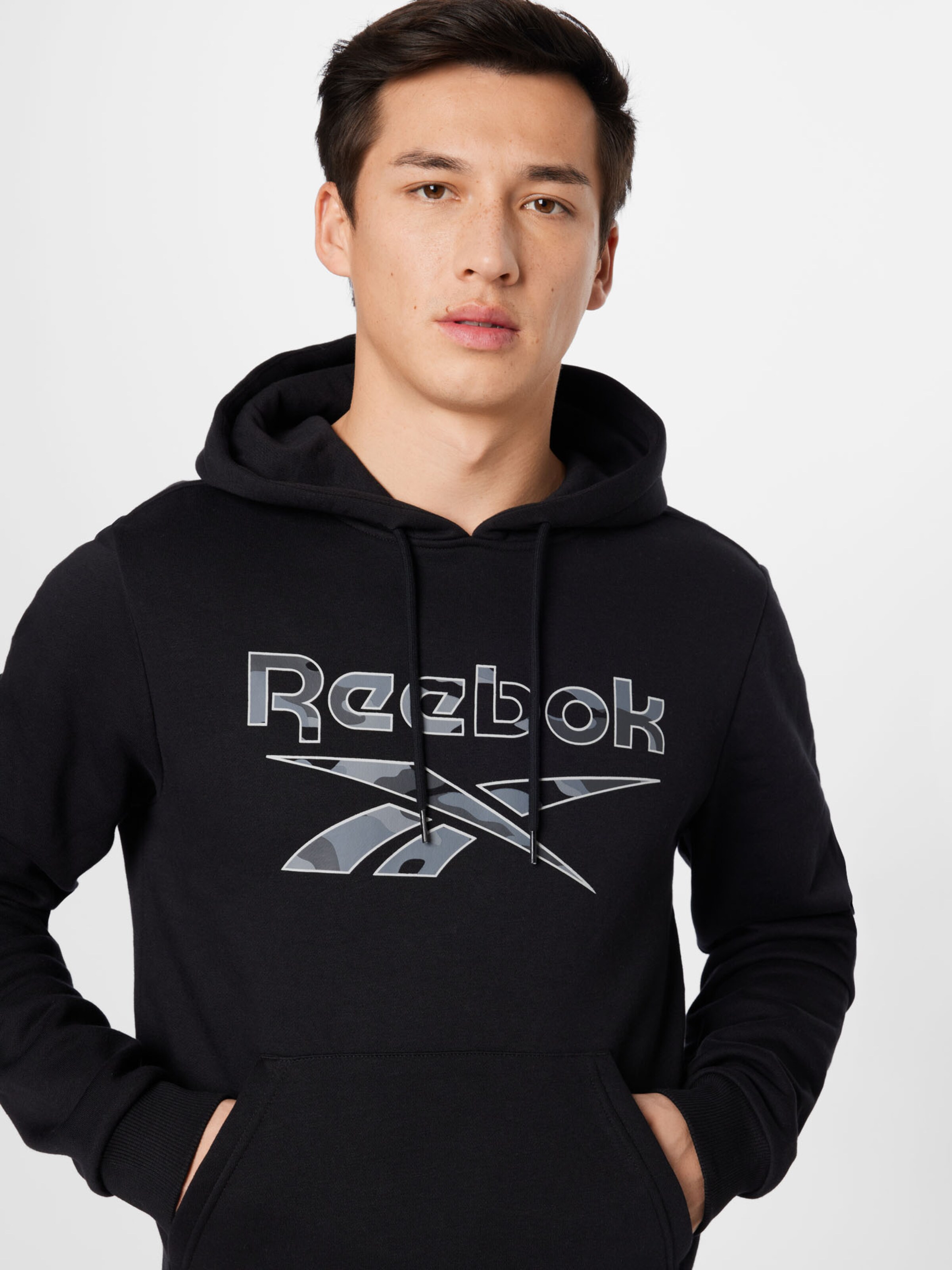 Männer Sportarten Reebok Sport Sportsweatshirt 'Identity' in Schwarz - CZ32123