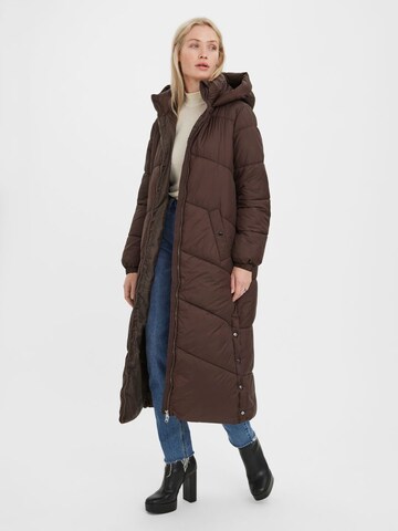 VERO MODA Wintermantel in Bruin