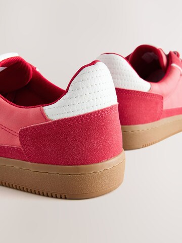 Next Низкие кроссовки 'Forever Comfort®' в Красный