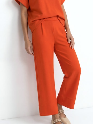 Rich & Royal Regular Hose in Rot