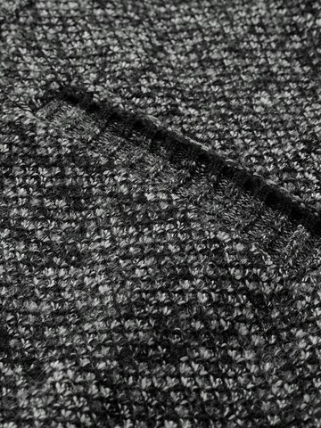 Youthup Knit Cardigan in Grey