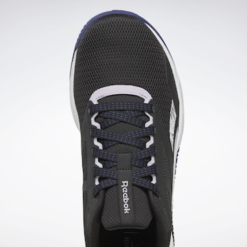Reebok Sportovní boty 'NFX' – černá