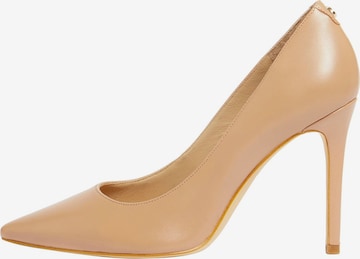 GUESS - Zapatos con plataforma 'Gavi' en beige: frente