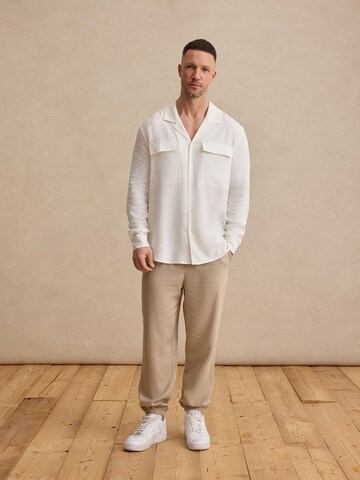 Coupe regular Chemise 'Ruben' DAN FOX APPAREL en blanc