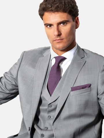 Real Guys Tie in Purple: front