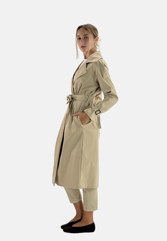 Elara Between-seasons coat in Beige