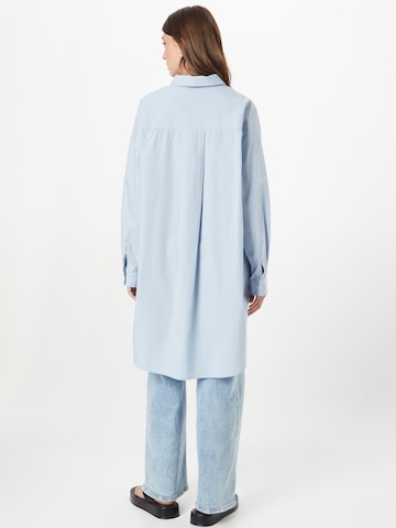 SELECTED FEMME Bluse i blå