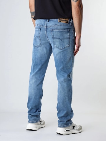 DIESEL Zwężany krój Jeansy 'BUSTER-X' w kolorze niebieski