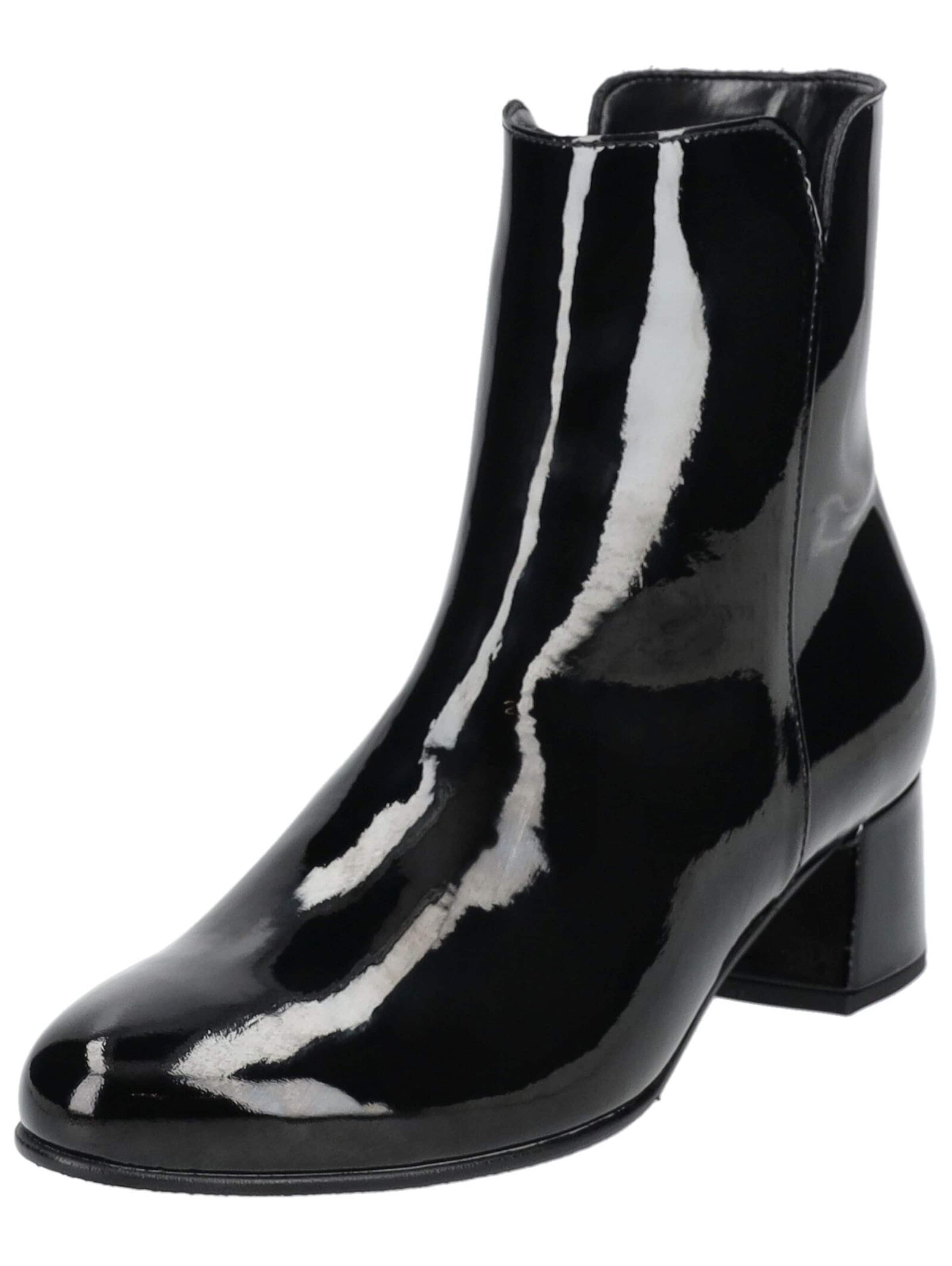 GABOR Bootie in Black: front