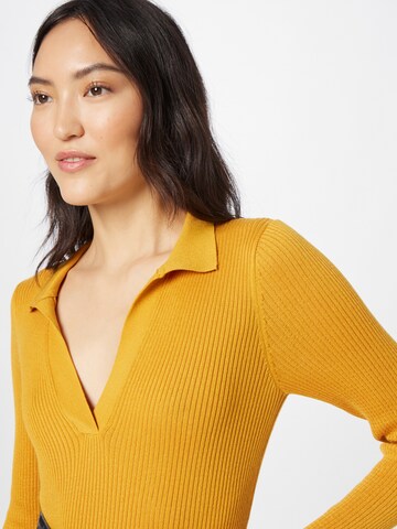 NA-KD Sweater in Yellow