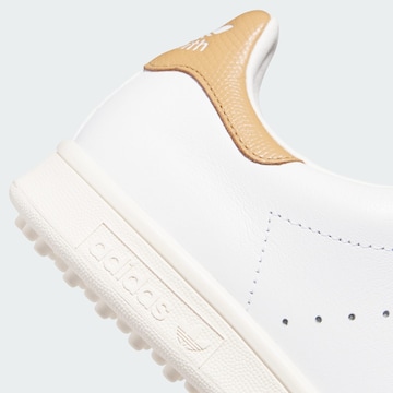 Chaussure de sport ADIDAS PERFORMANCE en blanc