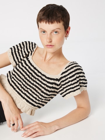Gina Tricot Sweater 'Mimi' in Black