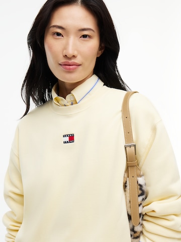 Tommy Jeans Collegepaita värissä keltainen