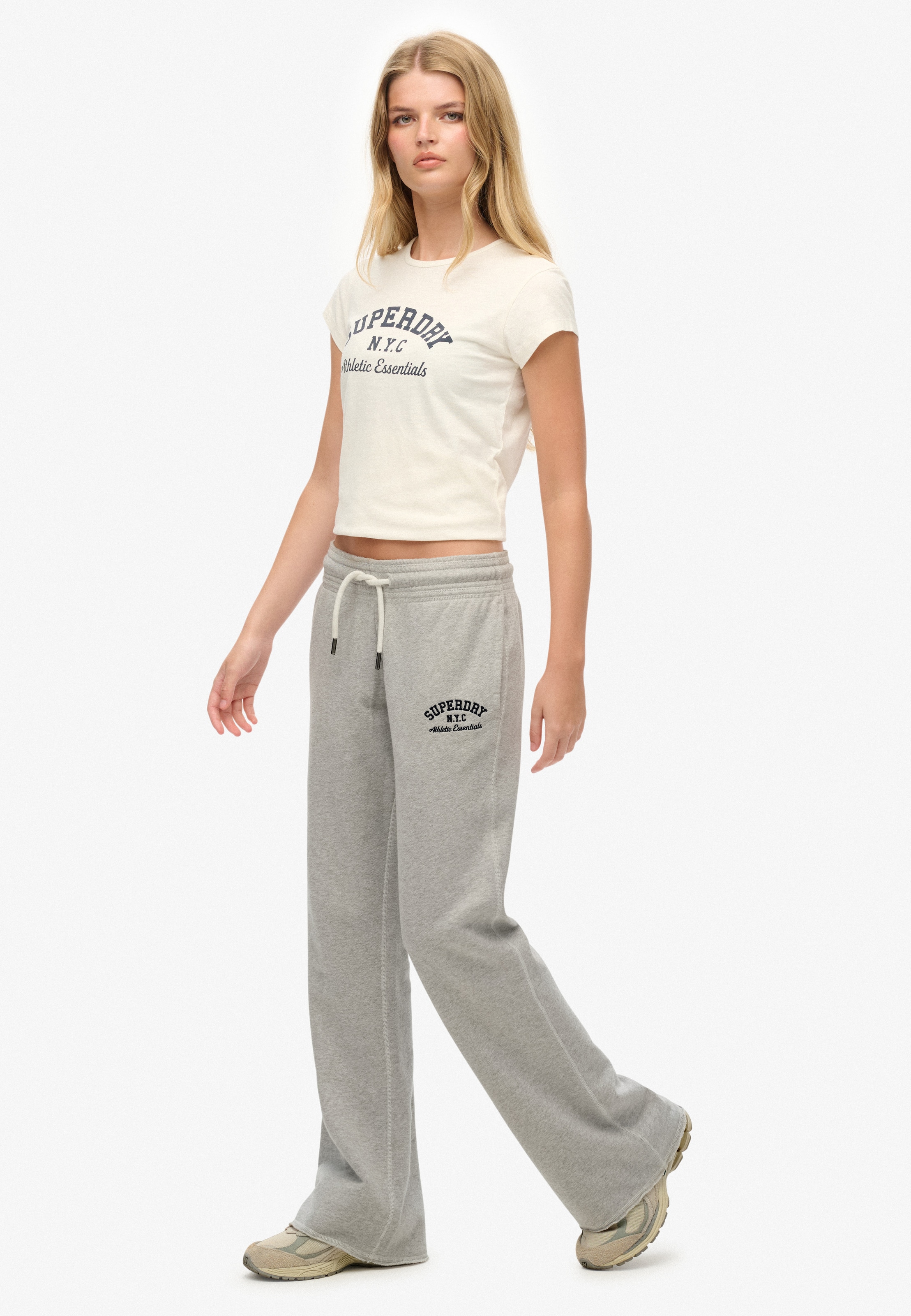 Superdry & Co Flared Broek in Grijs