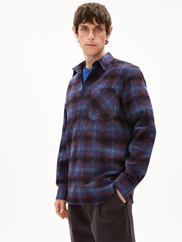 ARMEDANGELS Comfort fit Overhemd in Rood: voorkant