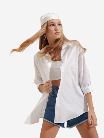Camicia da donna di Bigdart in bianco