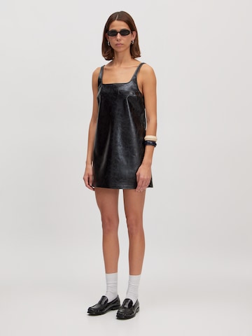 Robe 'Teena' EDITED en noir