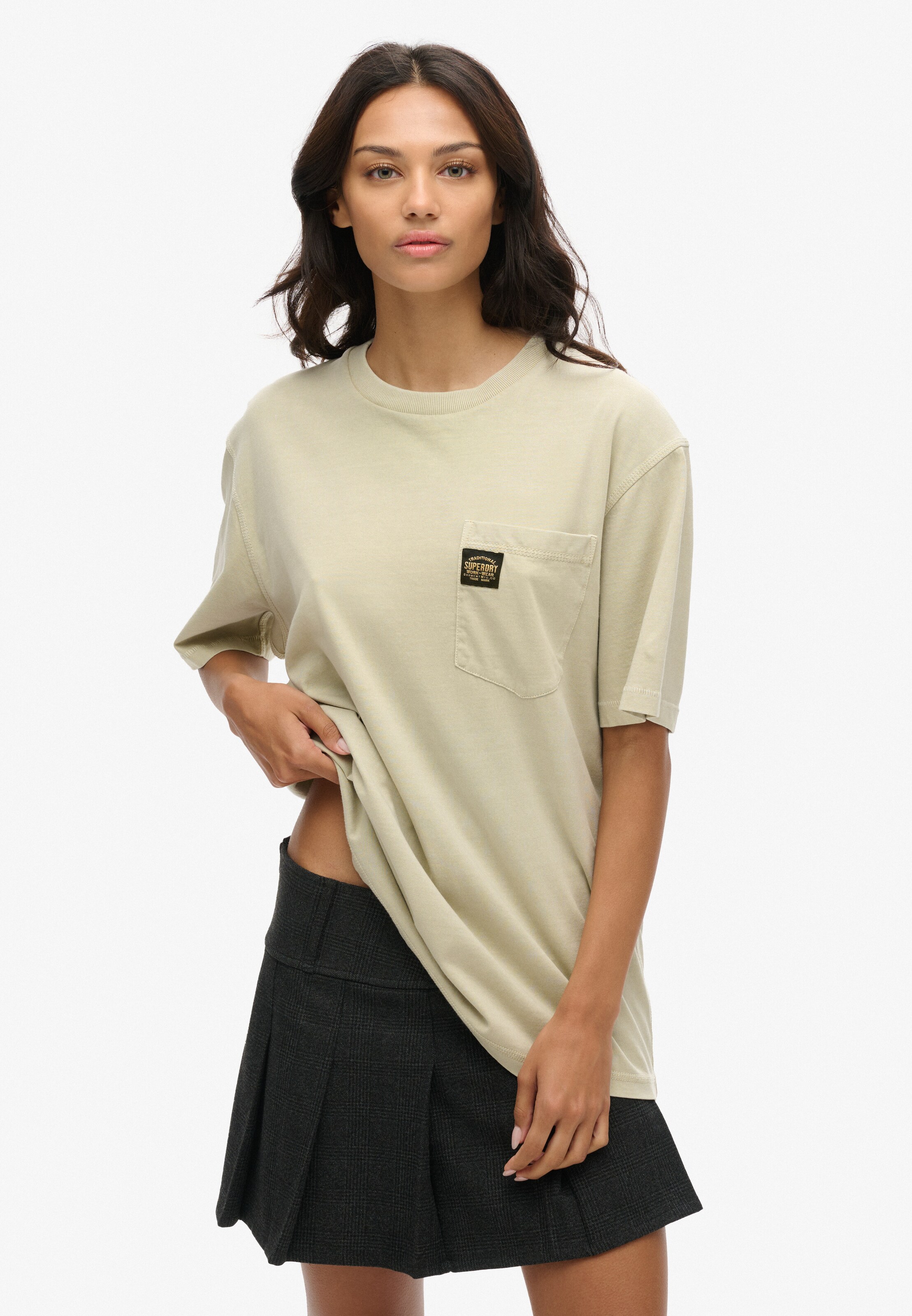 T-shirt oversize Superdry en beige : devant